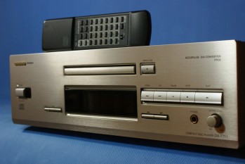 Onkyo dx 7711.jpg