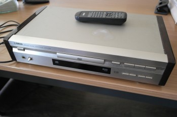 Yamaha dvd s795.jpg