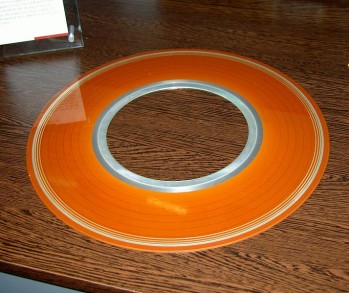 714px-RAMAC_305_disk_.JPG