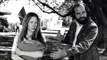 sissy-spacek-et-brian-de-palma-sur-le-tournage-de-carrie.jpg