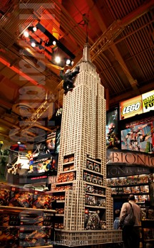 Empire-State-Building-Legos-1-800.jpg