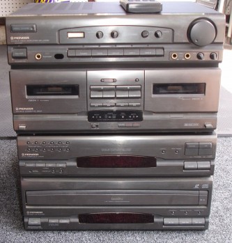 Rare-Vintage-Pioneer-Amplifier-Laserdisc-Player-CLD-Tuner.jpg