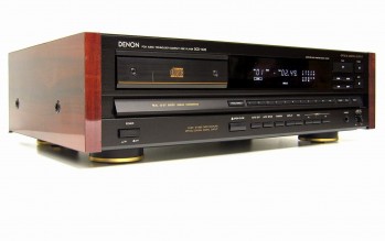 Denon DCD-1420 1.jpg