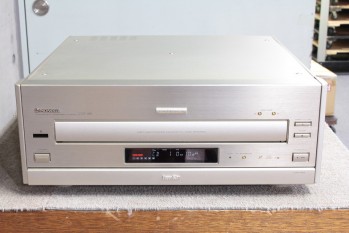 Pioneer cld959.jpg