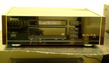 Pioneer PD 93.jpg