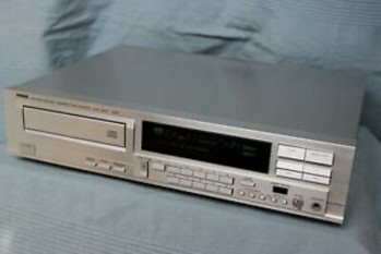 Yamaha cdx 900.jpg