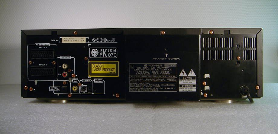 Pioneer_CLD-2850 B.JPG