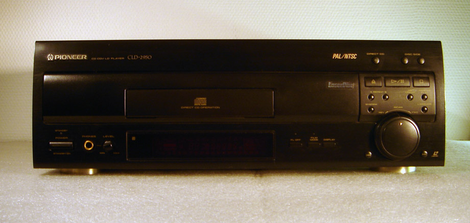 Pioneer_CLD-2950 A.JPG