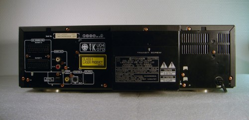 Pioneer_CLD-2850 B.JPG