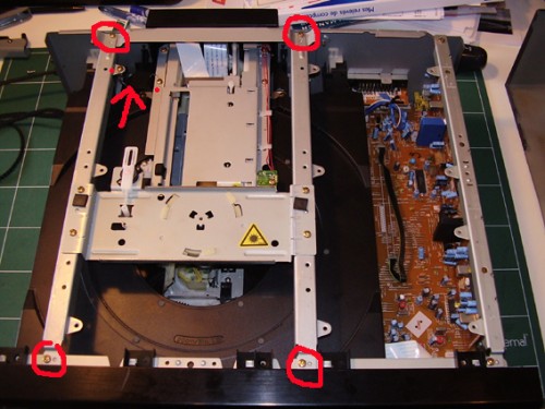 1. Lecteur ouvert démontage chassis presse galet.jpg